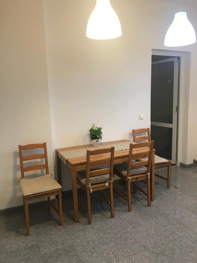 דירות סלניק Garsoniera Mandrilor מראה חיצוני תמונה