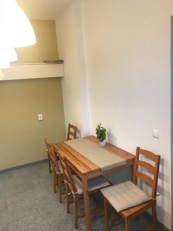 דירות סלניק Garsoniera Mandrilor מראה חיצוני תמונה