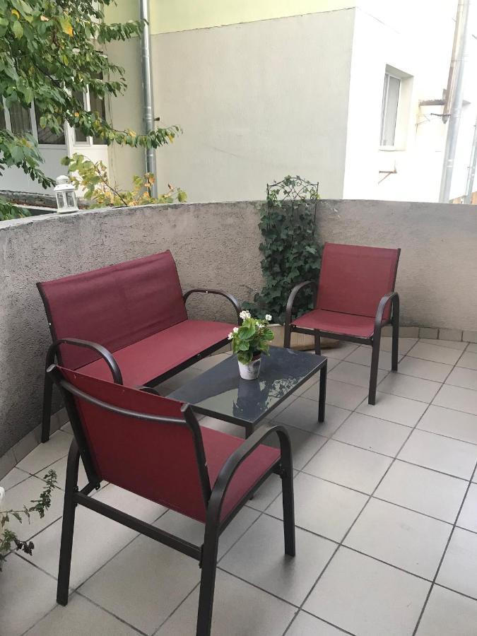דירות סלניק Garsoniera Mandrilor מראה חיצוני תמונה
